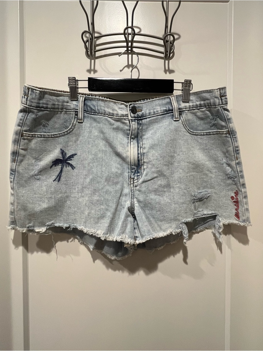 Light Wash Distressed Denim Shorts with Palm Embroidery